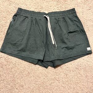 NWOT Vuori Shorts